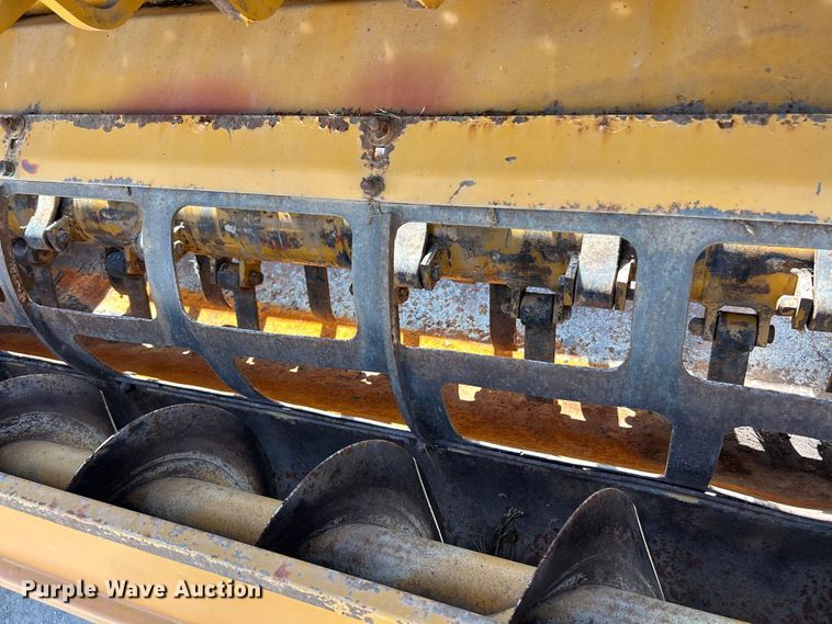 image for item ET3061 DuraTech Haybuster 2564 bale processor