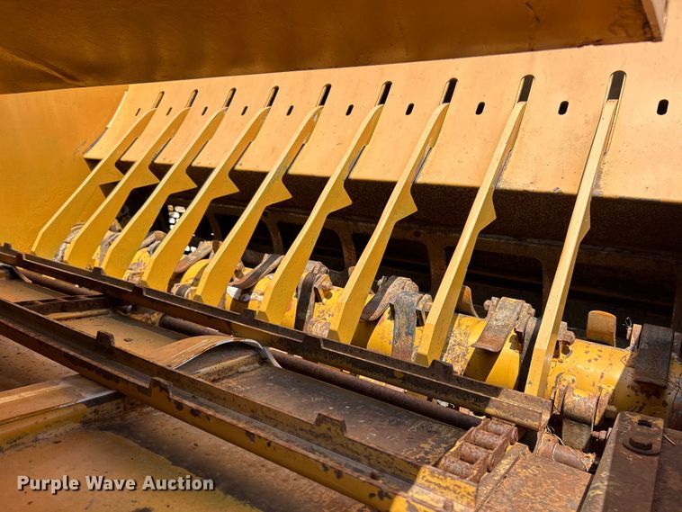 image for item ET3061 DuraTech Haybuster 2564 bale processor