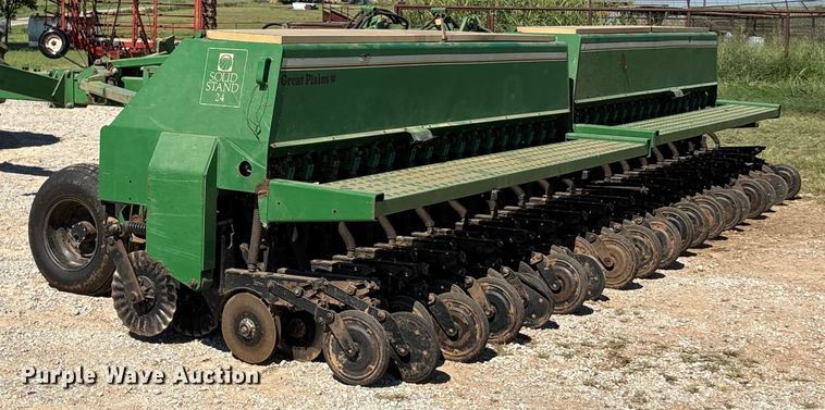 image for item EU0030 Great Plains 2SNT24 grain drill