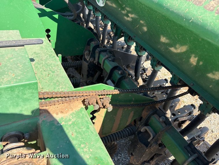 image for item EU0030 Great Plains 2SNT24 grain drill