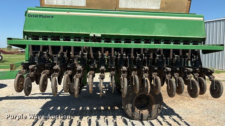 image for item EU0030 Great Plains 2SNT24 grain drill