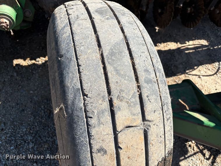 image for item EU0030 Great Plains 2SNT24 grain drill