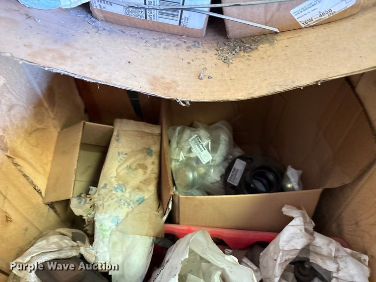 image for item EU0030 Great Plains 2SNT24 grain drill