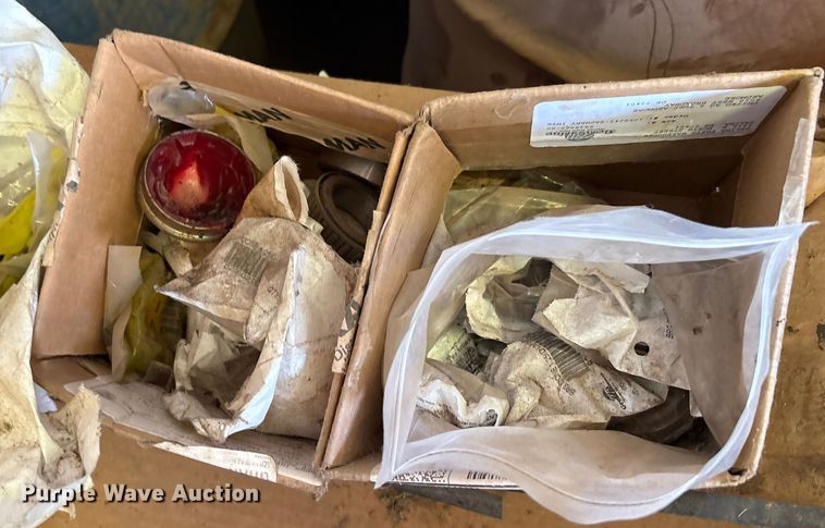 image for item EU0030 Great Plains 2SNT24 grain drill