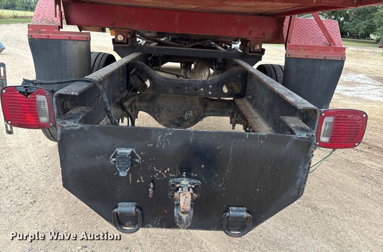 image for item EU0079 2005 Ford F650 Super Duty feed mixer truck