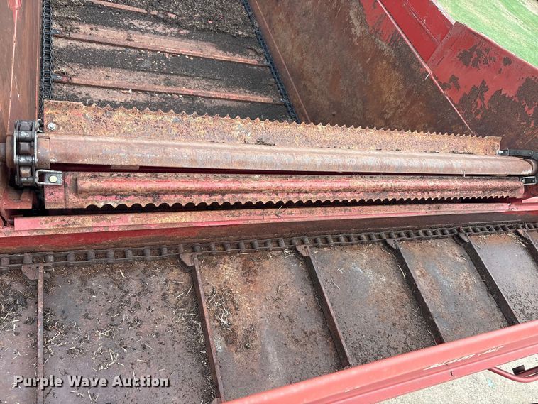 image for item EU0079 2005 Ford F650 Super Duty feed mixer truck