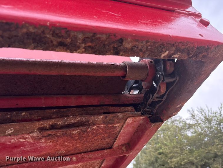 image for item EU0079 2005 Ford F650 Super Duty feed mixer truck