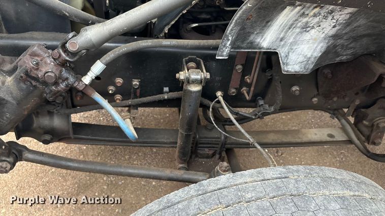 image for item EU0079 2005 Ford F650 Super Duty feed mixer truck