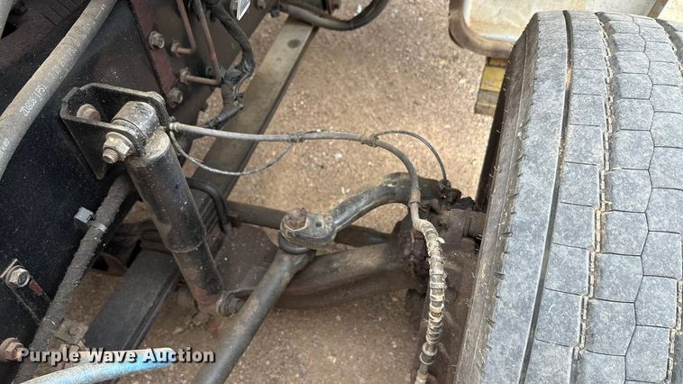 image for item EU0079 2005 Ford F650 Super Duty feed mixer truck