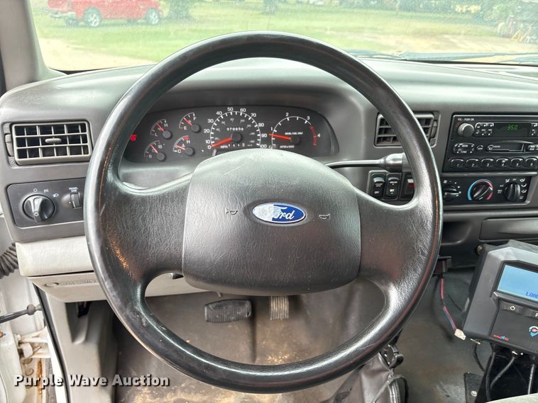 image for item EU0079 2005 Ford F650 Super Duty feed mixer truck