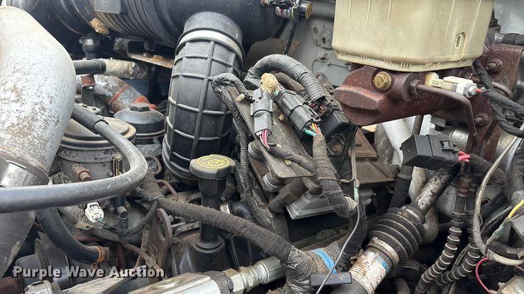 image for item EU0079 2005 Ford F650 Super Duty feed mixer truck