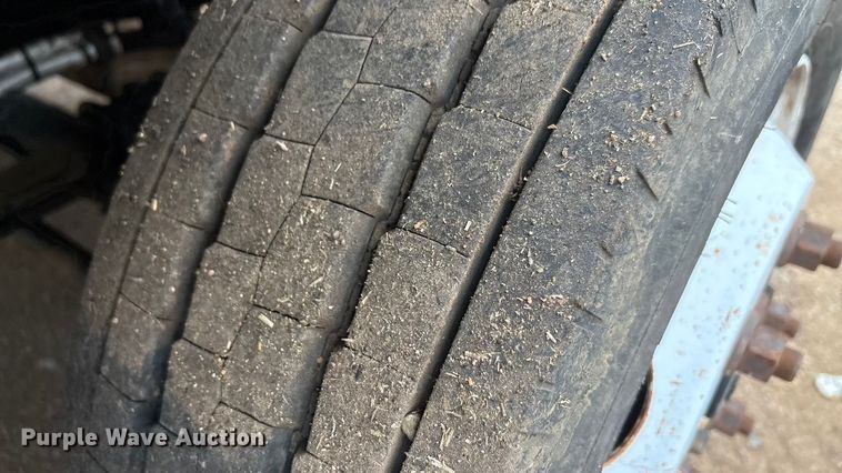 image for item EU0079 2005 Ford F650 Super Duty feed mixer truck