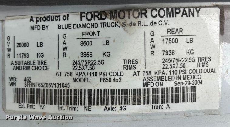image for item EU0079 2005 Ford F650 Super Duty feed mixer truck
