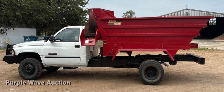 image for item EU0080 1999 Dodge Ram 3500 feed mixer pickup truck