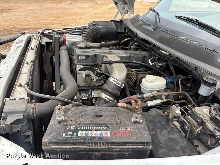 image for item EU0080 1999 Dodge Ram 3500 feed mixer pickup truck