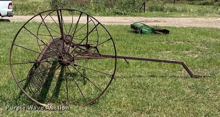 image for item EU2122 Hay rake