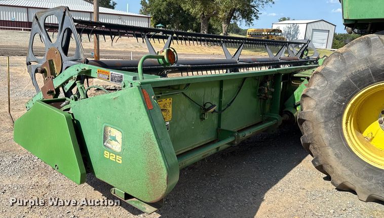 image for item EU2130 1987 John Deere 7720 Titan II combine