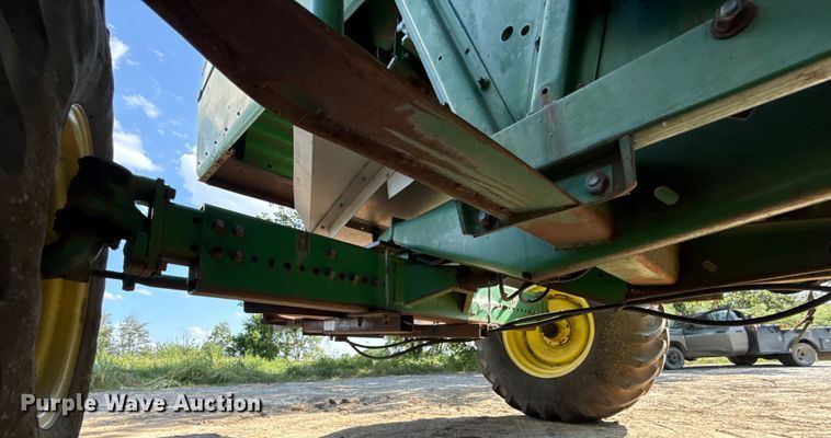 image for item EU2130 1987 John Deere 7720 Titan II combine