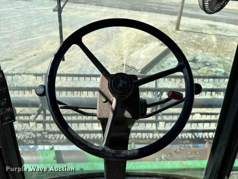 image for item EU2130 1987 John Deere 7720 Titan II combine