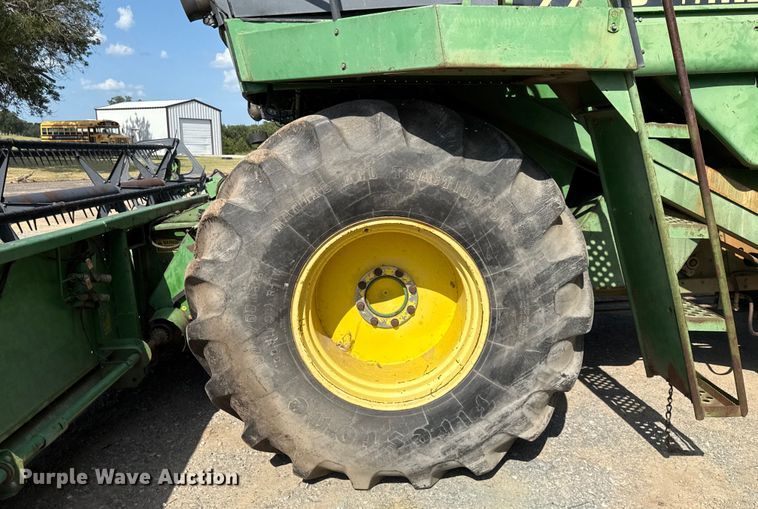 image for item EU2130 1987 John Deere 7720 Titan II combine