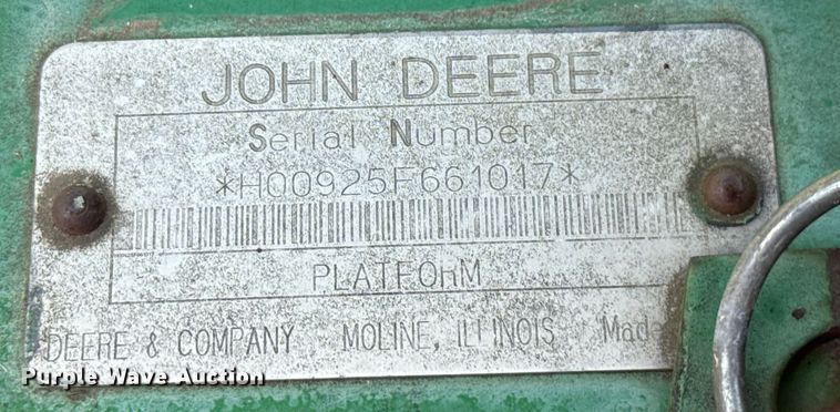 image for item EU2130 1987 John Deere 7720 Titan II combine