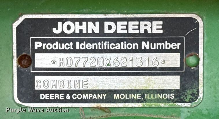 image for item EU2130 1987 John Deere 7720 Titan II combine