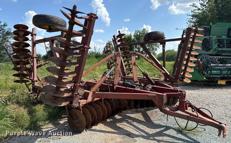 image for item EU2131 International 490 tandem disk