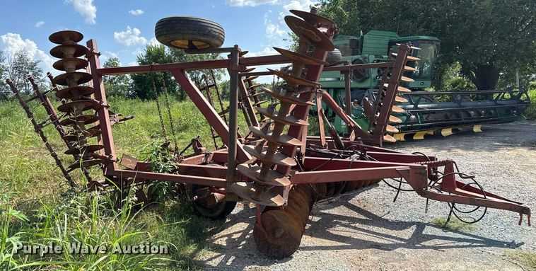 image for item EU2131 International 490 tandem disk