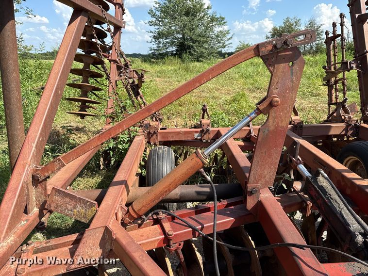 image for item EU2131 International 490 tandem disk