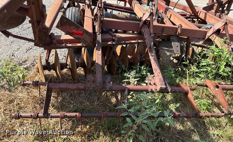 image for item EU2131 International 490 tandem disk