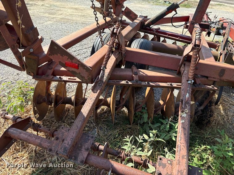 image for item EU2131 International 490 tandem disk