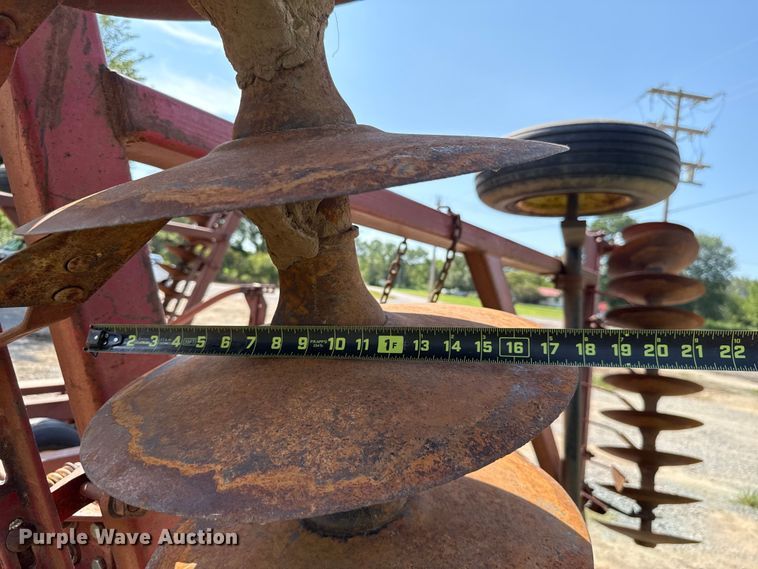 image for item EU2131 International 490 tandem disk