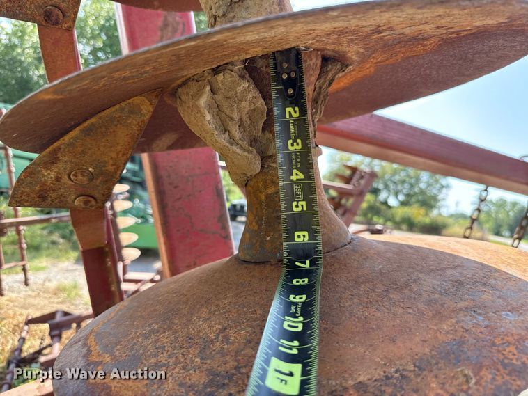 image for item EU2131 International 490 tandem disk