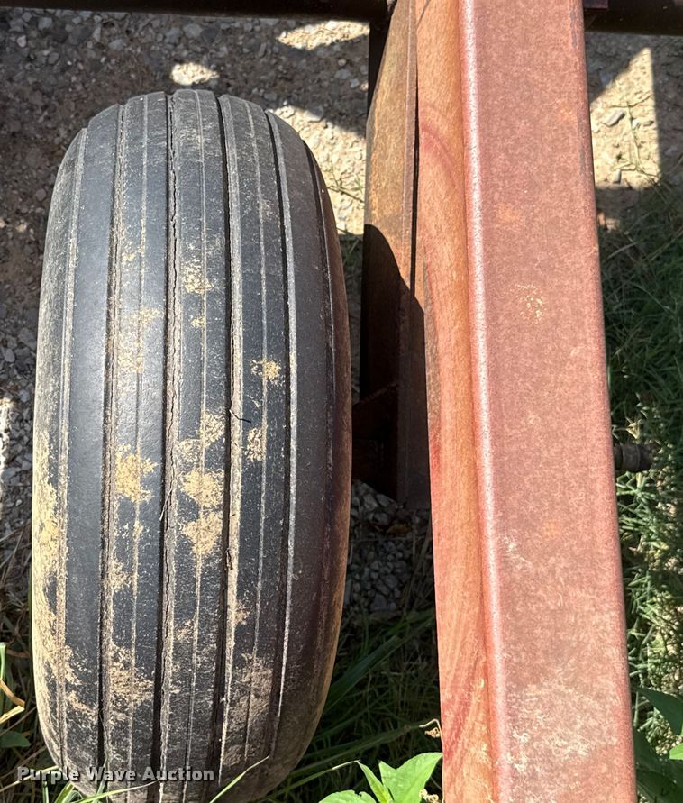 image for item EU2131 International 490 tandem disk