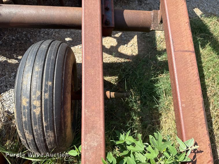 image for item EU2131 International 490 tandem disk