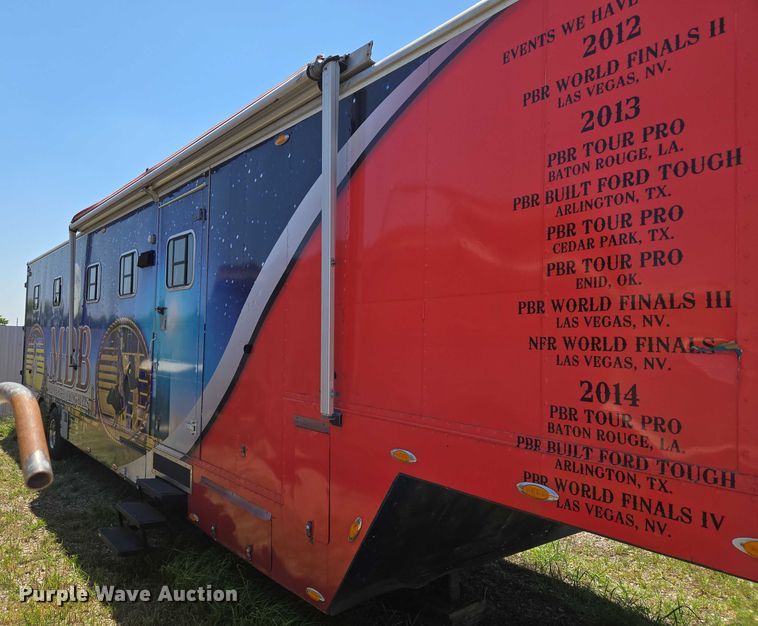 image for item EU3545 2001 Shop built horse trailer