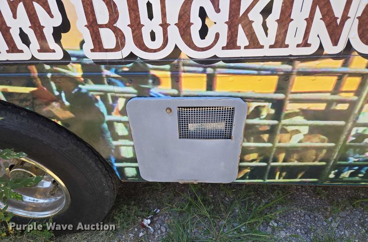 image for item EU3545 2001 Shop built horse trailer