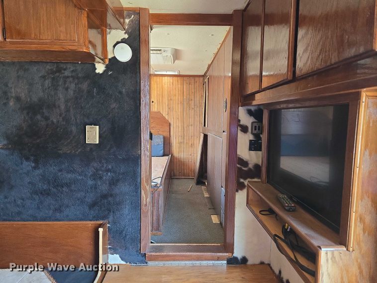 image for item EU3545 2001 Shop built horse trailer