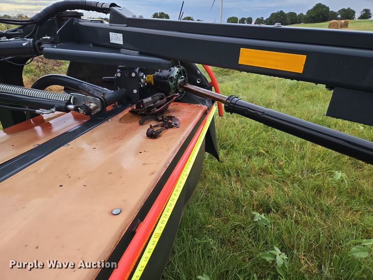 image for item EU3555 2020 Kubota DM5040 disc mower