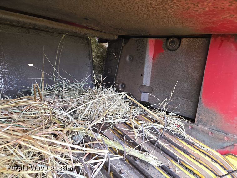 image for item EU3560 New Holland 276 small square baler