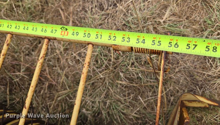 image for item EU3560 New Holland 276 small square baler