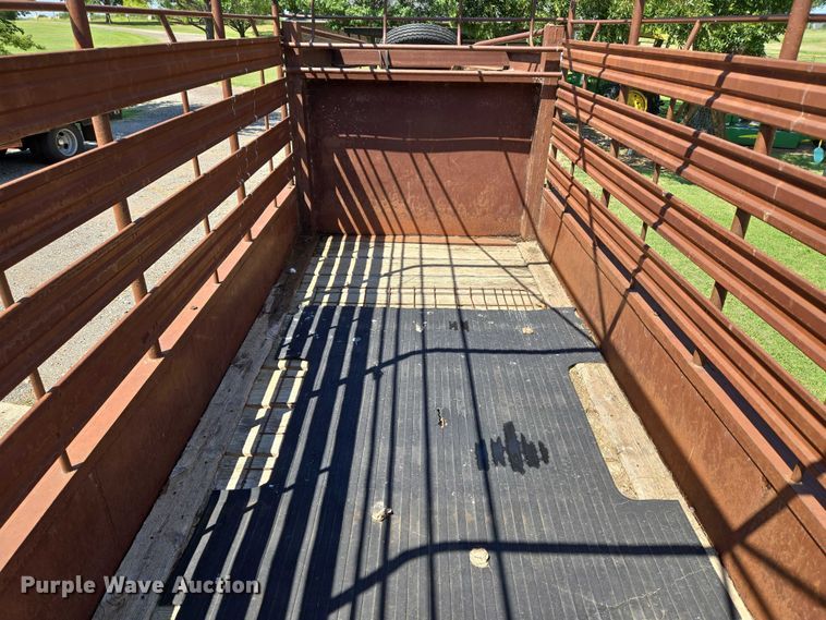 image for item EU3568 1982 W-W Trailer Manufacturers livestock trailer