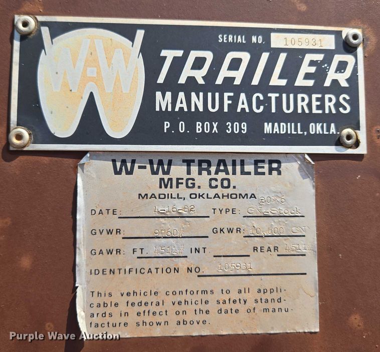 image for item EU3568 1982 W-W Trailer Manufacturers livestock trailer