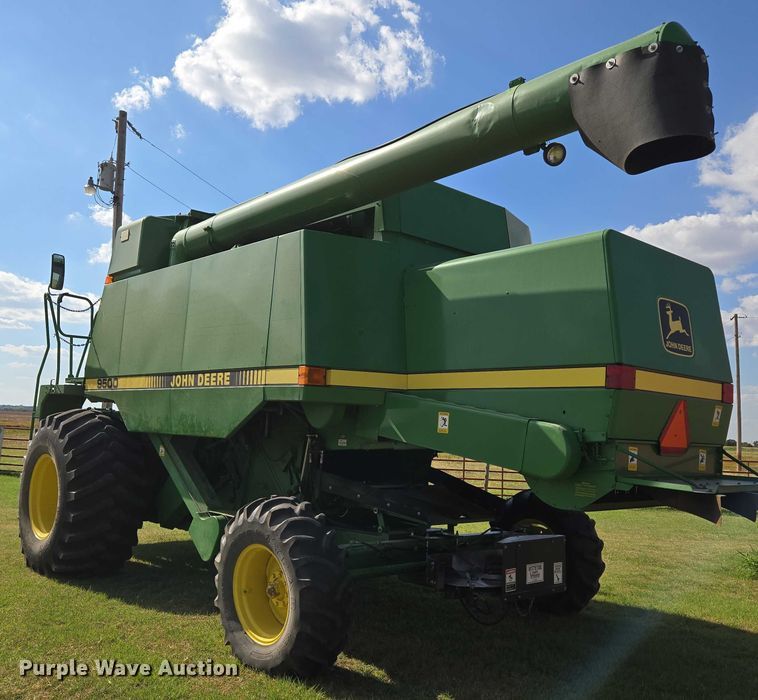 image for item EU3620 1990 John Deere 9500 combine