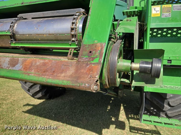 image for item EU3620 1990 John Deere 9500 combine