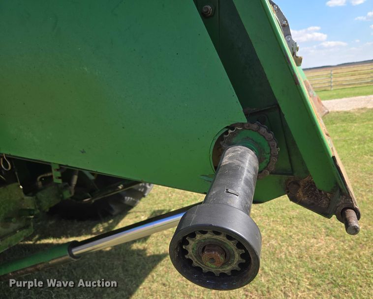 image for item EU3620 1990 John Deere 9500 combine