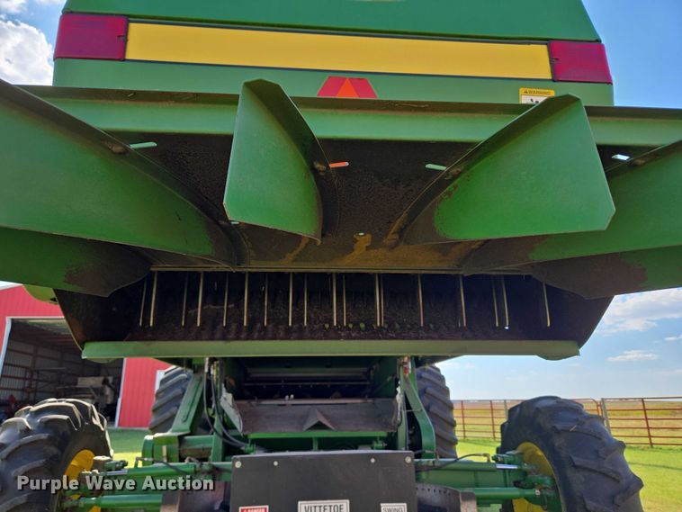 image for item EU3620 1990 John Deere 9500 combine