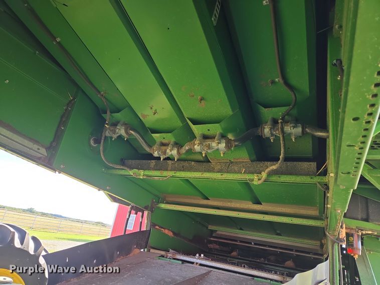 image for item EU3620 1990 John Deere 9500 combine