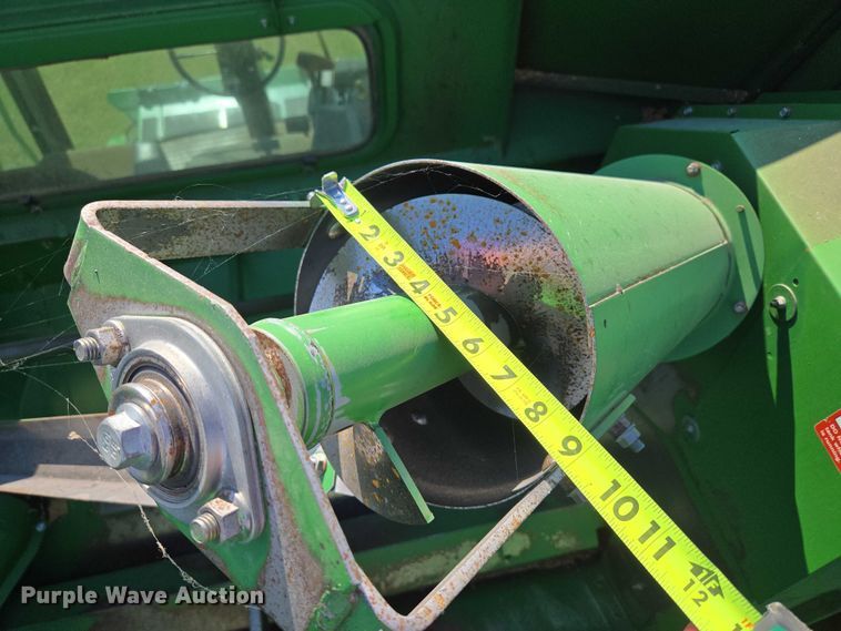 image for item EU3620 1990 John Deere 9500 combine