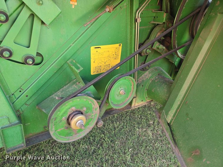 image for item EU3620 1990 John Deere 9500 combine